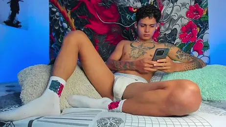 Maxi_Gray webcam model stream image