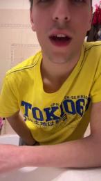 Twinkitaporcell webcam model stream image