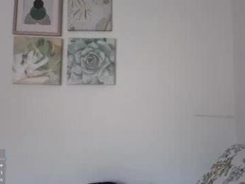 ohanna_ webcam model stream image