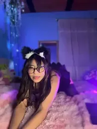 Lily_candy_X webcam stripchat model stream image