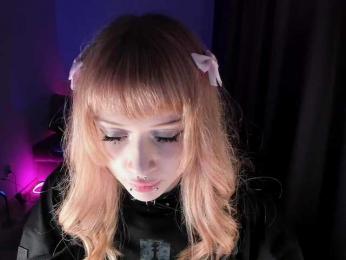 mnepohuyy webcam model stream image
