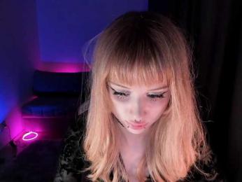 mnepohuyy webcam bongacams model stream image