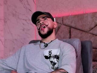 Dick Griffith webcam model stream image