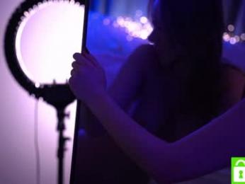 telladreamer_ webcam model stream image