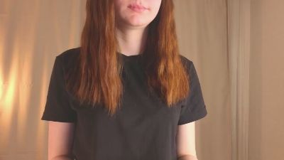 MoriahDroz webcam model stream image