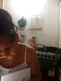 Andreita_95 webcam model stream image