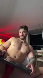 Valenthino_Salvatore webcam model stream image