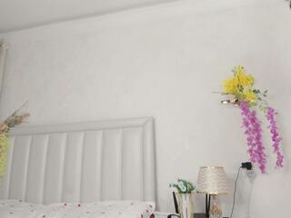 Shaya Asian webcam model stream image