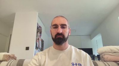 v1c70r1985 webcam model stream image