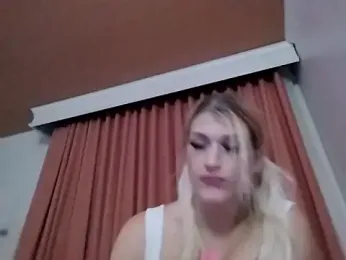 UrFavToJerkTo webcam stripchat model stream image