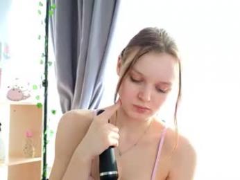 xiaobrunscheen webcam chaturbate model stream image