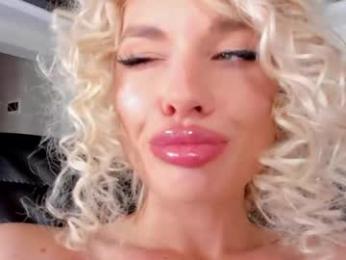 ingridblondy94 webcam chaturbate model stream image