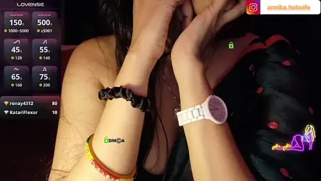 CharmingTania webcam model stream image