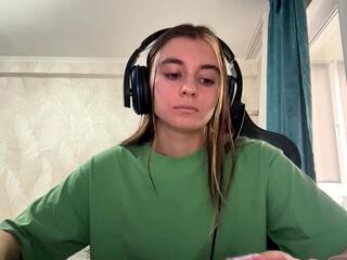 Vilma Neumaier webcam flirt4free model stream image