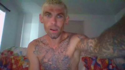 Prettyboytatted webcam model stream image