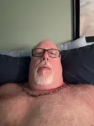 superbearboss webcam model stream image