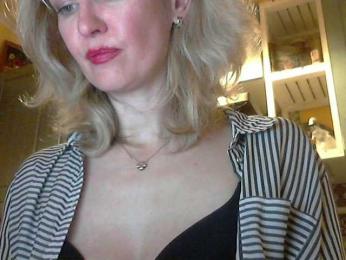 blue_Flame webcam model stream image