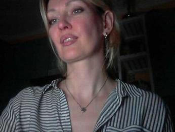 blue_Flame webcam model stream image