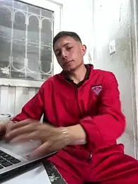 santiObrero webcam stripchat model stream image