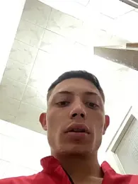 santiObrero webcam model stream image