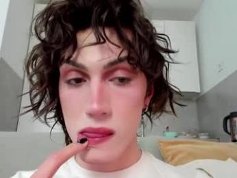 wow_lover webcam chaturbate model stream image