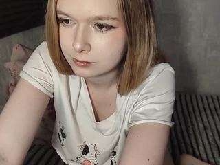 keshiavondracek webcam camsoda model stream image