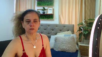 sasi_luna webcam cam4 model stream image
