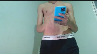 Isaaclatino webcam model stream image