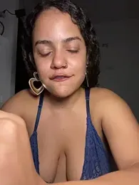 demonaughtyyy webcam model stream image