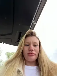 justmilaa webcam stripchat model stream image