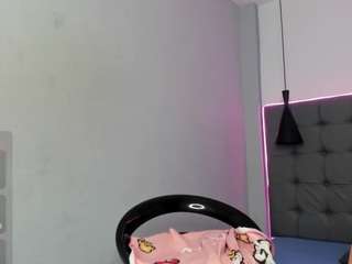 scarletcherry18 webcam model stream image