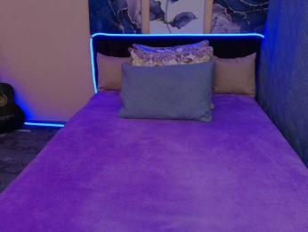 Blond_Pearl webcam model stream image