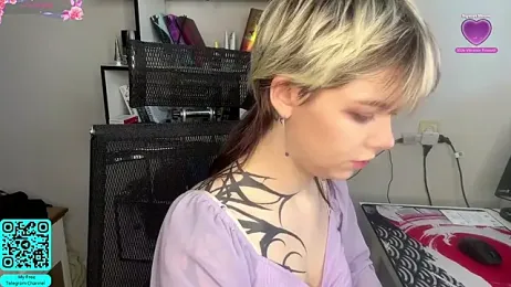 EngelAlman webcam stripchat model stream image