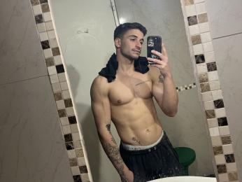 TrevorArg webcam model stream image