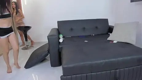 little_dolls11 webcam model stream image