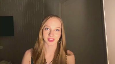 AshleaGiardini webcam cam4 model stream image