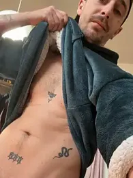 Piratee666 webcam stripchat model stream image