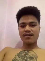 Hullax webcam model stream image