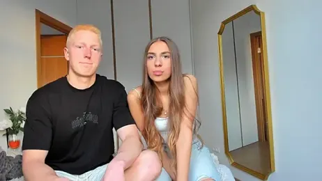 StepSisandStepBro webcam model stream image