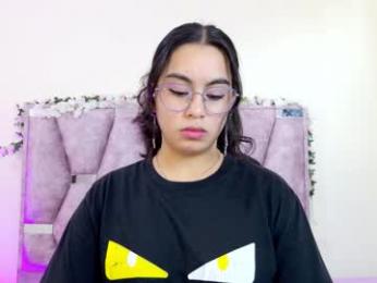 iris_mandarinne webcam chaturbate model stream image