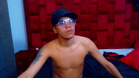 Hilary_David webcam model stream image