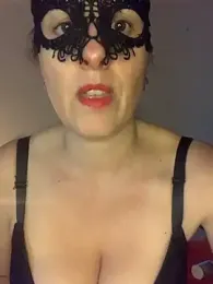 hotbrunettemass webcam model stream image