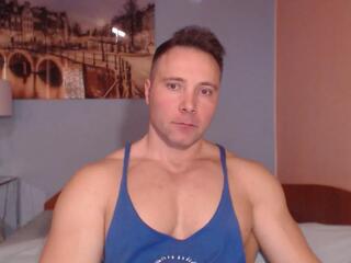 Hunky Muscle webcam flirt4free model stream image