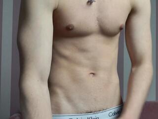 Armand Bubka webcam model stream image