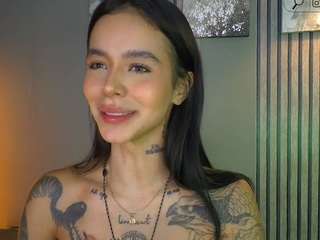 suniipuffle webcam model stream image