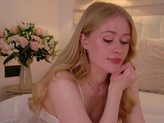 Juliajae webcam flirt4free model stream image