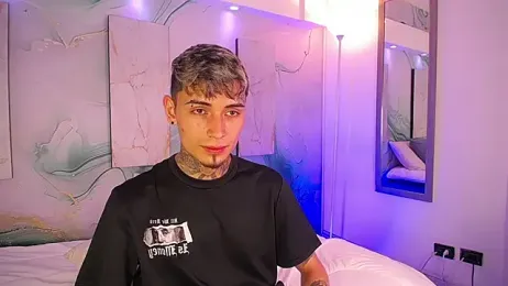 Max_Hader_ webcam model stream image