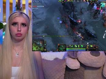 FlowwwerGirl webcam bongacams model stream image