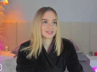 sofia-pamela1 webcam model stream image