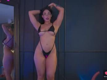 maia_stark_ webcam model stream image